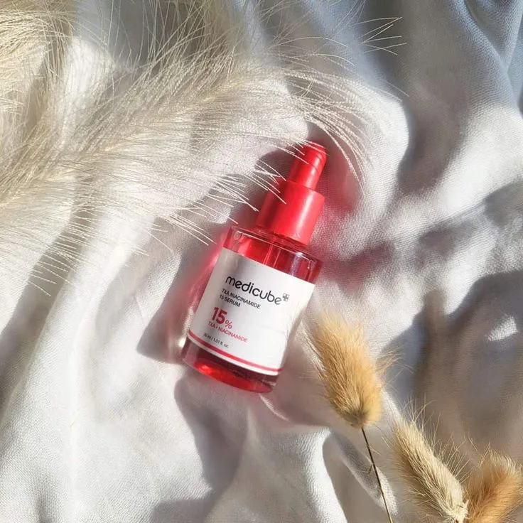 Medicube Red Glossy TXA Niacinamide 15 Serum 30 ML Thumbnail 2 - Cosmetics